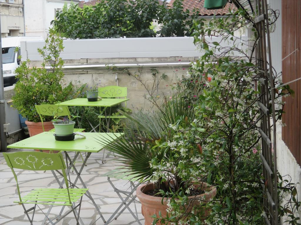Le Parisien Hotell Saintes Exteriör bild